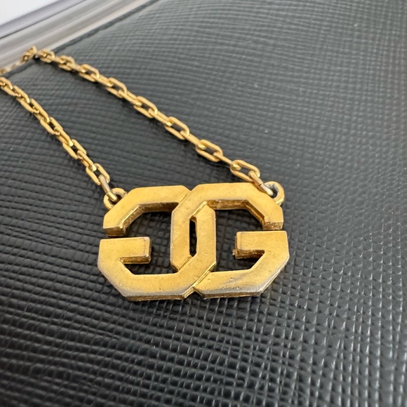 GIVENCHY Gold Plated Necklace in Good Used Condition - Picture 16 of 17